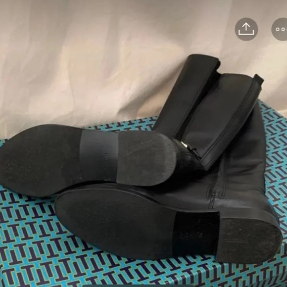 COPY - Tory Burch boots - Picture 8 of 9